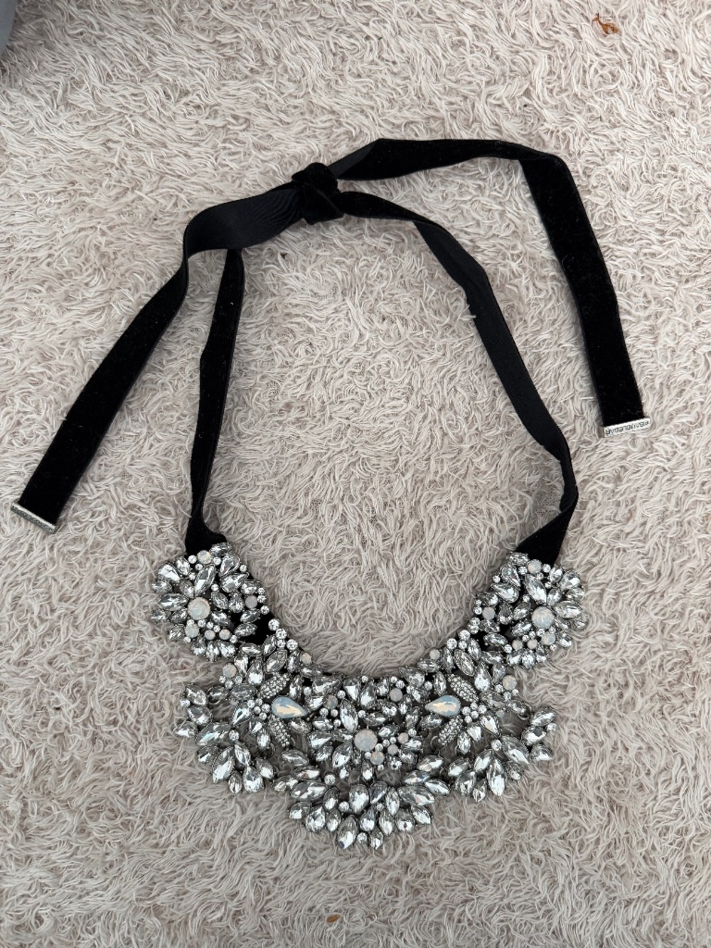 Gorgeous Baublebar Large Rhinestone necklace
